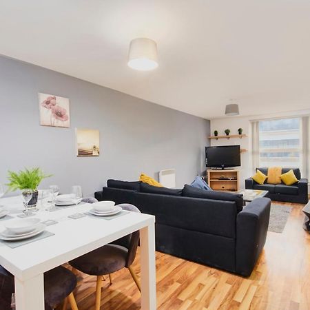 Stylish Manchester Gem - Sleeps 10! Εξωτερικό φωτογραφία