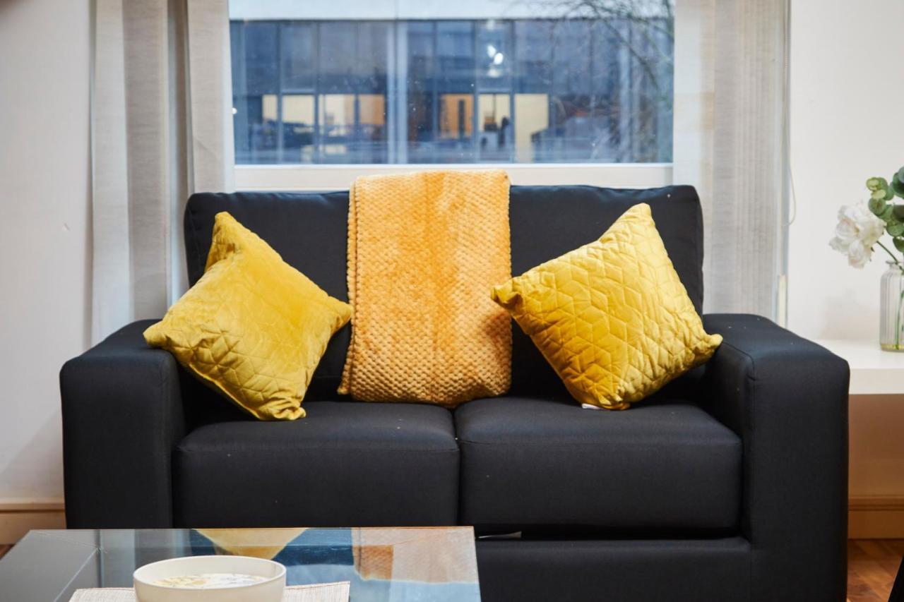 Stylish Manchester Gem - Sleeps 10! Εξωτερικό φωτογραφία