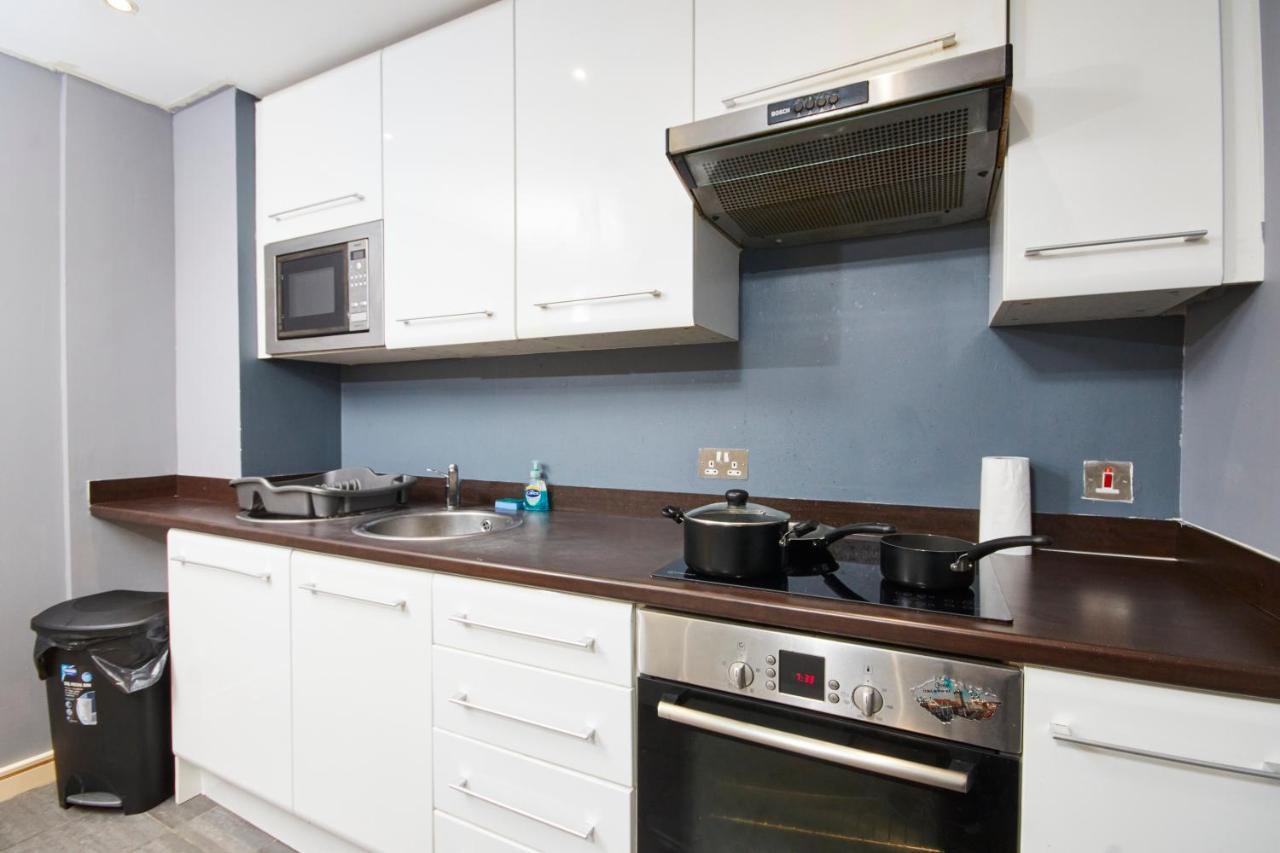 Stylish Manchester Gem - Sleeps 10! Εξωτερικό φωτογραφία