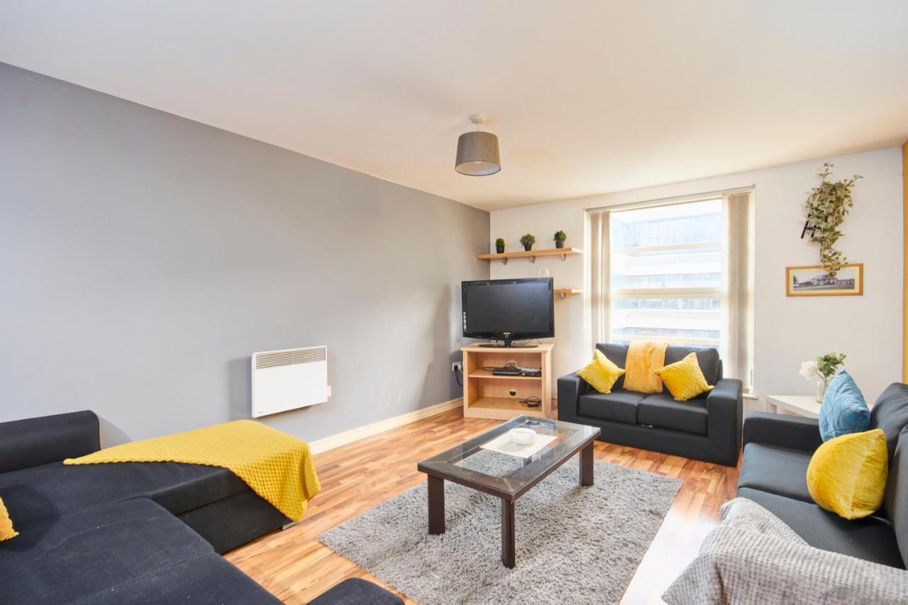 Stylish Manchester Gem - Sleeps 10! Εξωτερικό φωτογραφία