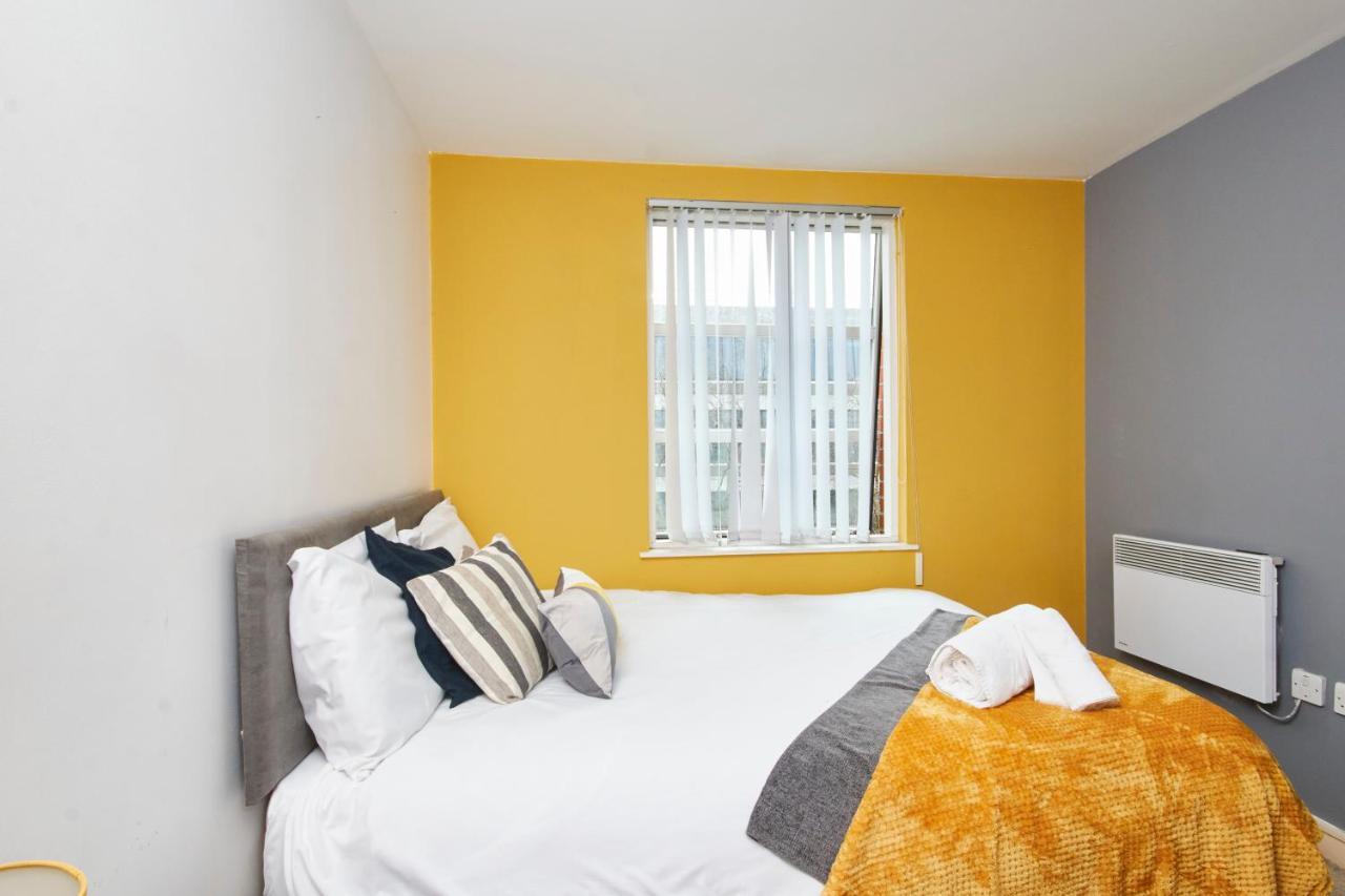 Stylish Manchester Gem - Sleeps 10! Εξωτερικό φωτογραφία